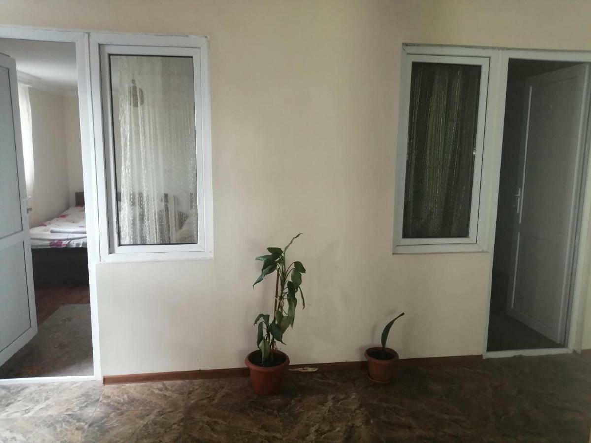 Jeiran Japaridze'S Guesthouse Mestia Exterior foto