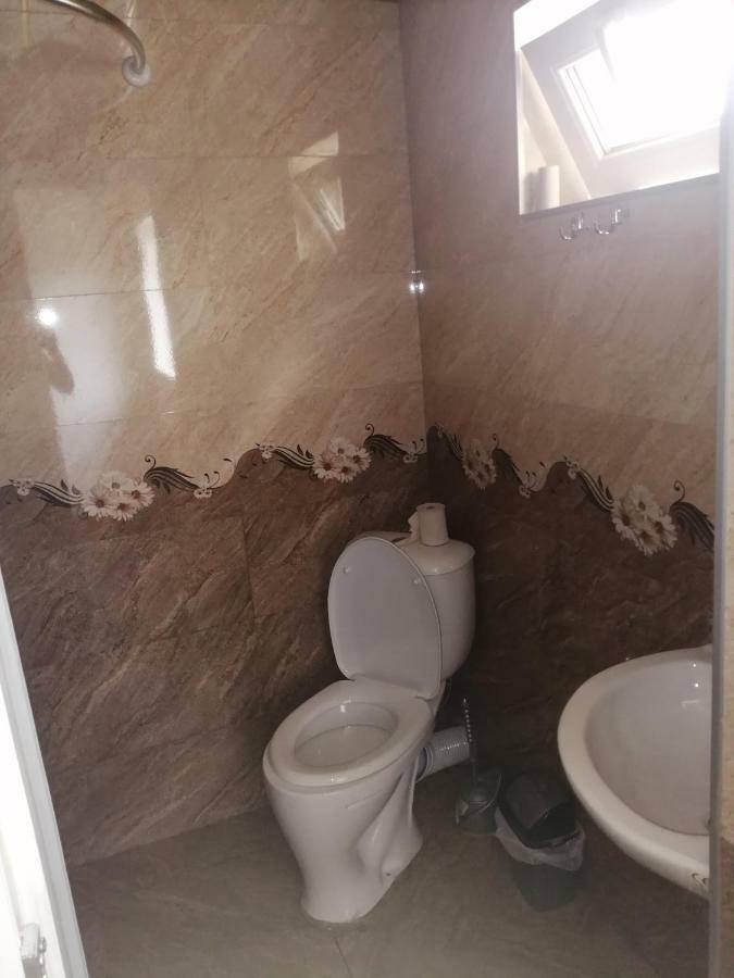 Jeiran Japaridze'S Guesthouse Mestia Exterior foto